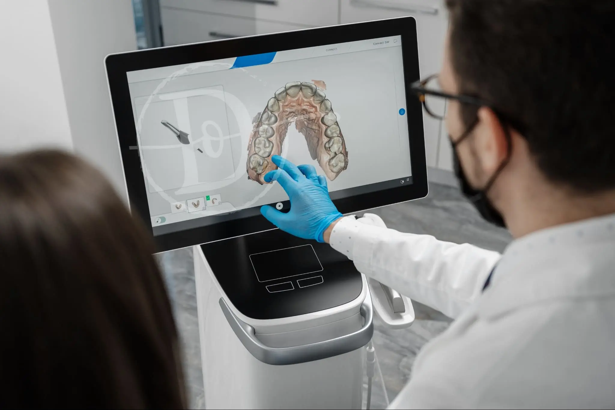 Ortodoncia con alineadores en las condes